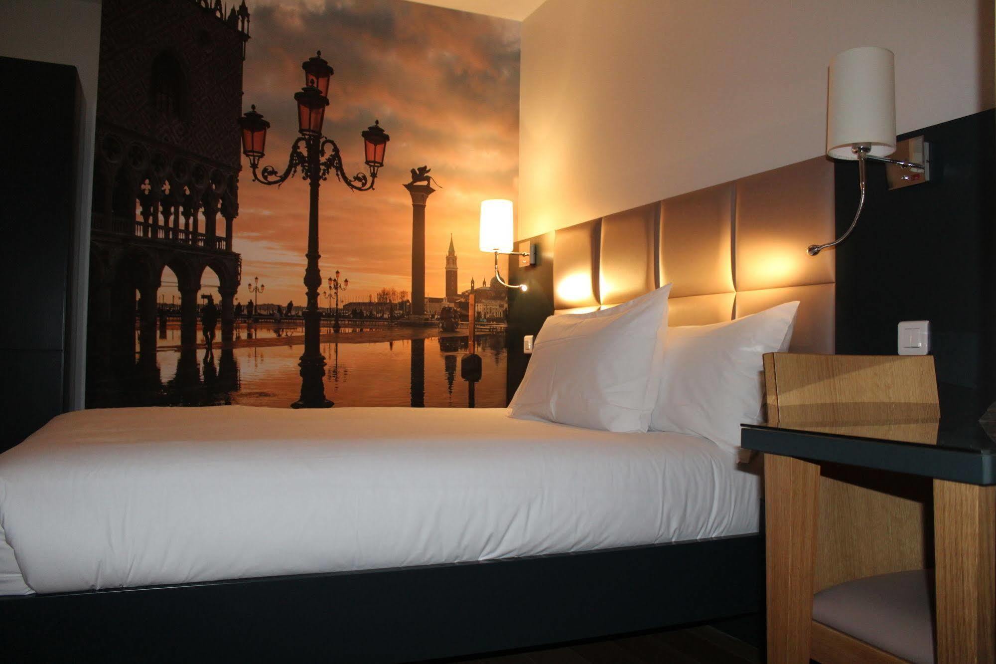 Hotel Jenner Paris Dış mekan fotoğraf